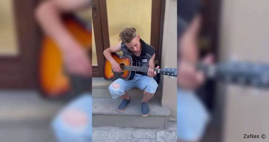 На Украине скандал вокруг песни Цоя, которую попытался спеть во Львове парень из Одессы.